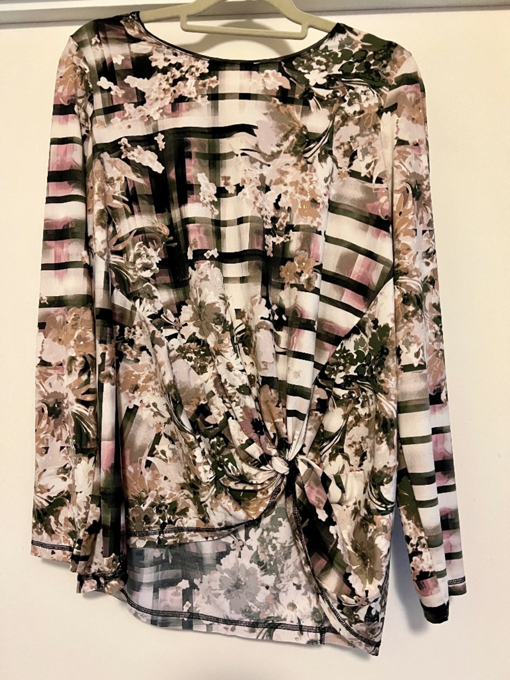 Nwot Simply Vera Wang XL Long Sleeve Side Tie Silky Top ~ Perfect
